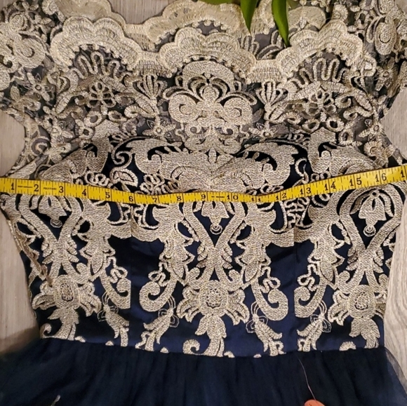 Chi Chi London Yazzy blue metallic lace dress, 8, NWT - Picture 6 of 7